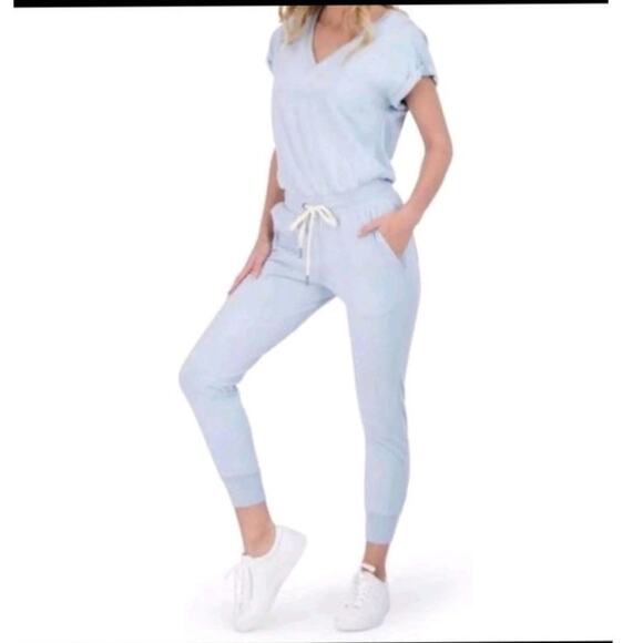 Revolve n:PHILANTHROPY NEW Short Sleeve Pockets Lawes Jumpsuit in Powder Blue L - Picture 1 of 4